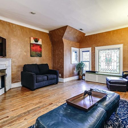 Historic And Unique Brownstone In Gold Coast - Downtown - 3 Apartment ชิคาโก ภายนอก รูปภาพ